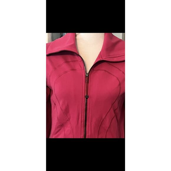 Lululemon In Stride Jacket Full Zip •8• Thumbholes Pockets Violet Red LW4AW4S - Picture 4 of 8